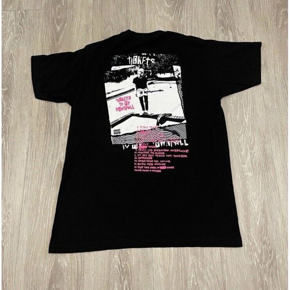 Machine Gun Kelly MGK Downfall Tour Concert Black Short Sleeve T-Shirt Size M